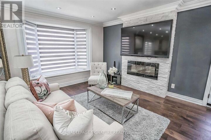 Property Photo:  14 Milford Haven Drive Main  ON M1G 3G6 