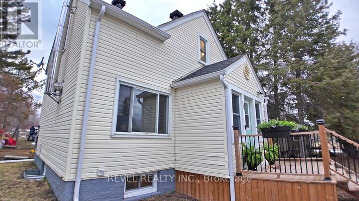 Property Photo:  106 Devonshire Avenue  ON P0K 1E0 