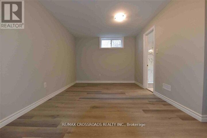 Property Photo:  782 Cummer Avenue Lower  ON M2H 1E7 