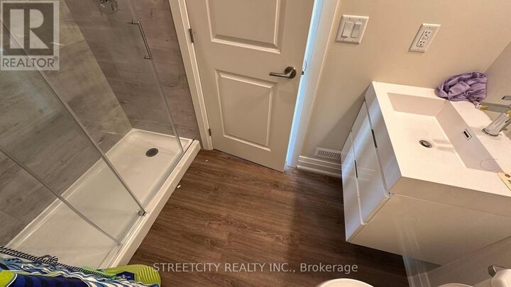 Property Photo:  2347 Callingham Drive  ON N6G 5B8 