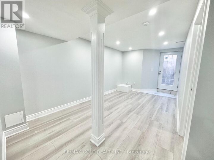 Property Photo:  555 Settlers Road West Bsmt  ON L6M 1N5 