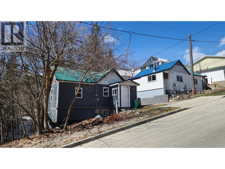 Property Photo: 2165 Spokane Street BC V0G 1Y0