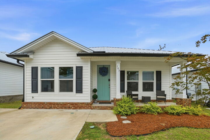 Property Photo:  103 Penny Lane  FL 32580 