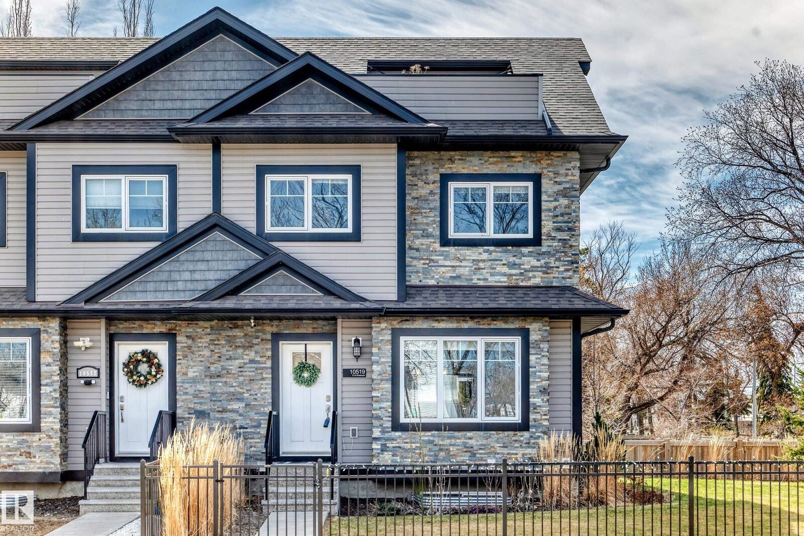 Property Photo:  10519 114 Avenue NW  AB T5G 1Z4 