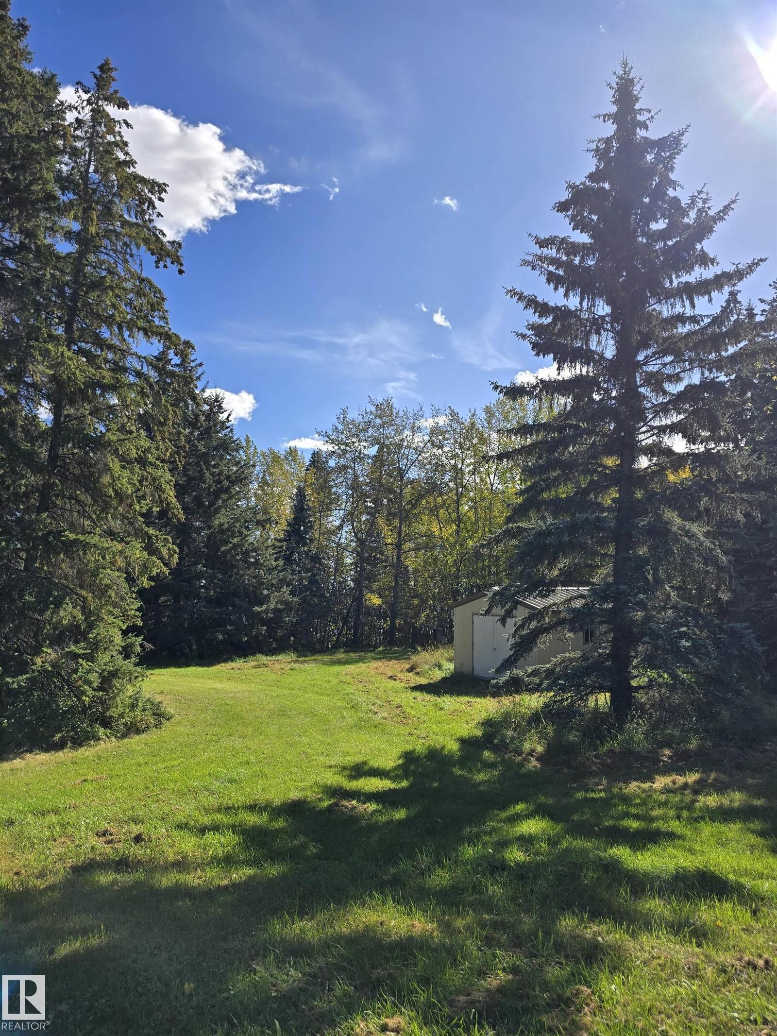 Property Photo:  13 61076 Twp Road 462 A  AB T0C 0T0 