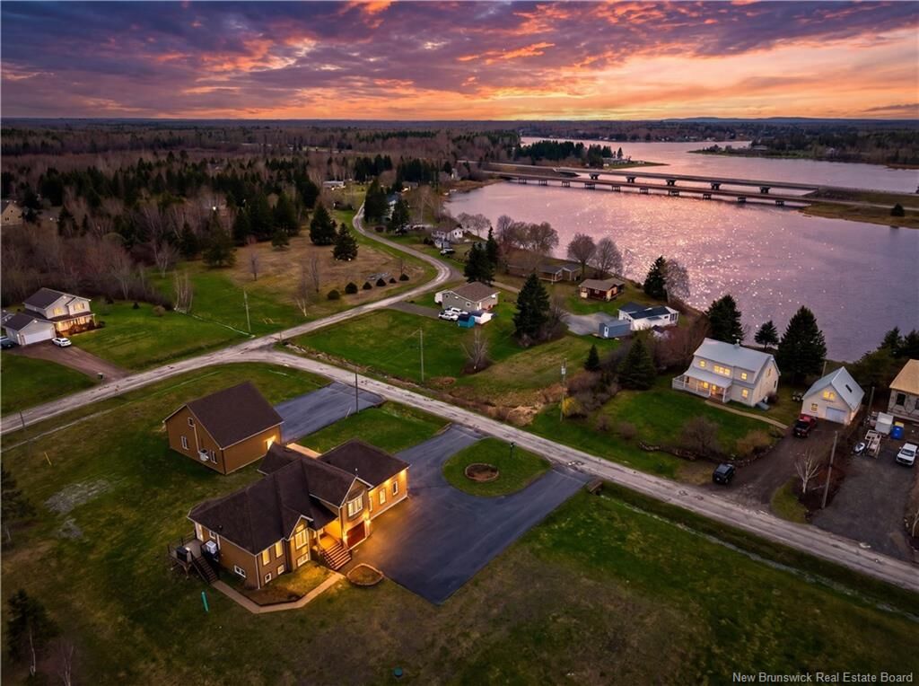 Property Photo: 26 Chemin Des Poirier NB E4R 5Z6