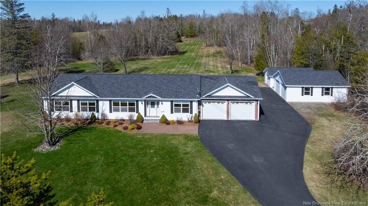 764 Bayview Drive — photo 1