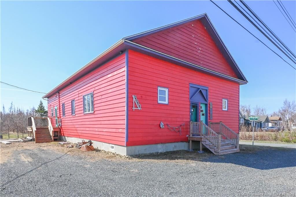 Property Photo:  660 Saint-Pierre Ouest Boulevard  NB E1W 1A2 