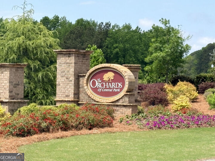 Property Photo:  1404 Lexington Green Pines 1404  GA 30040 