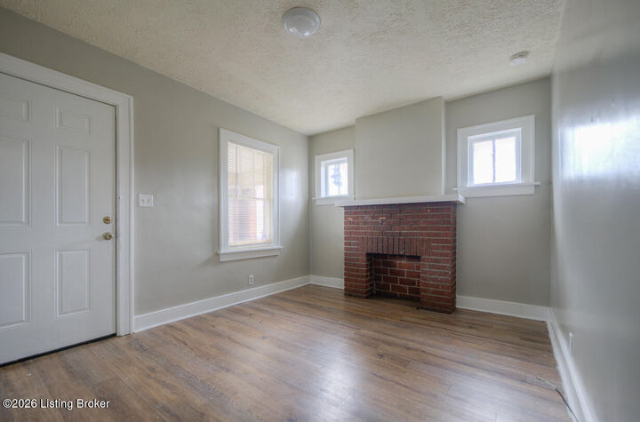 Property Photo: 221 W Woodlawn Ave KY 40214