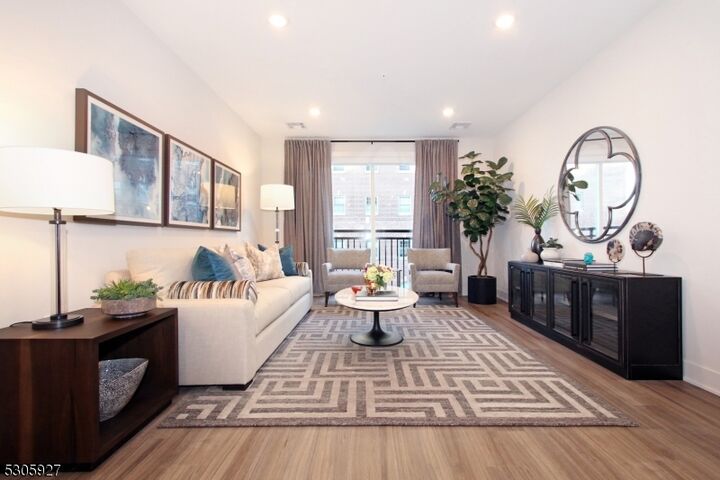 Property Photo:  30 Court St  J 105  NJ 07960 
