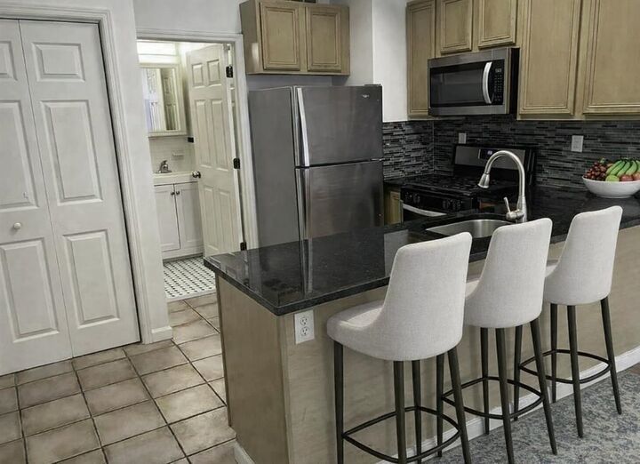 Property Photo:  524 Bloomfield St 2  NJ 07030 