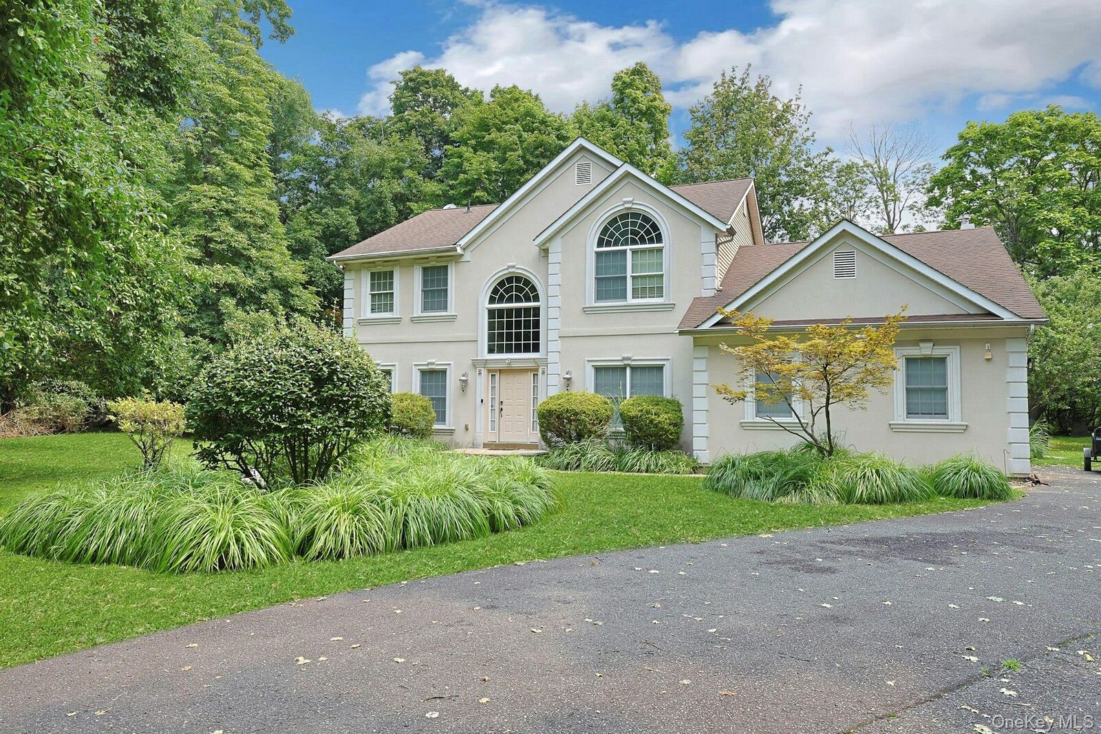 Property Photo:  92 Scotland Hill Road  NY 10977 