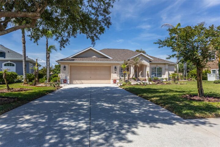Property Photo:  6 S Lakewalk Drive  FL 32137 