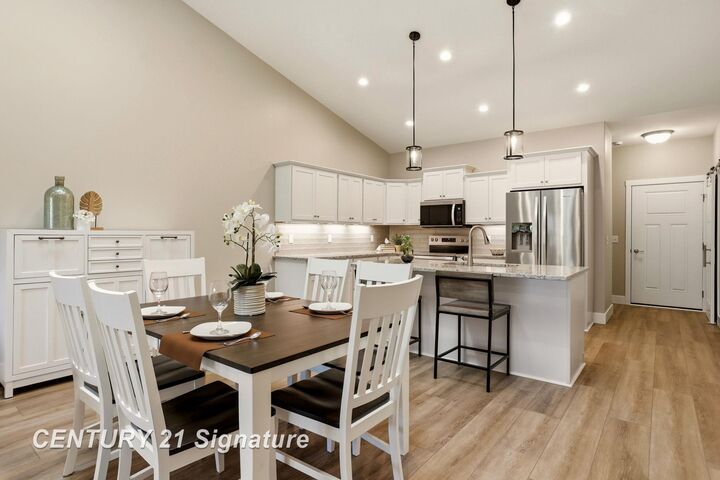 Property Photo:  4092 Woodburn Court  MI 48603 