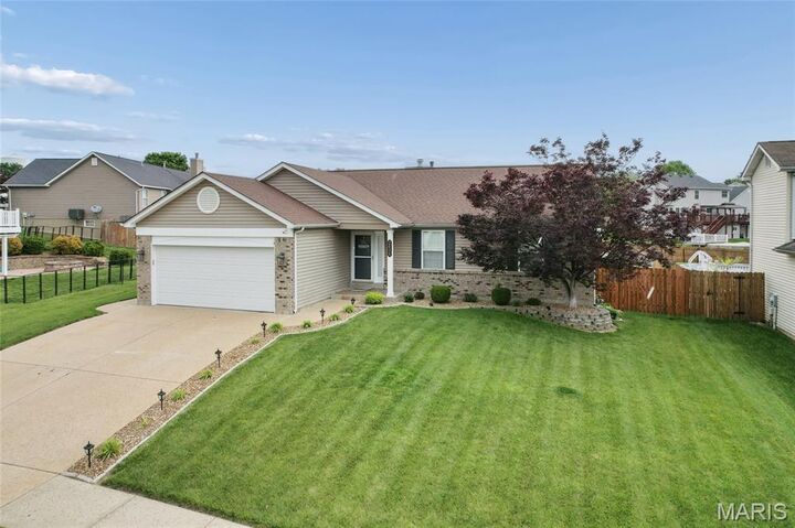 Property Photo:  2636 Red Cedar Parc Drive  MO 63368 