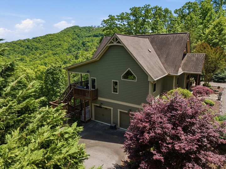 Property Photo:  1065 Smokerise Drive  NC 28904 