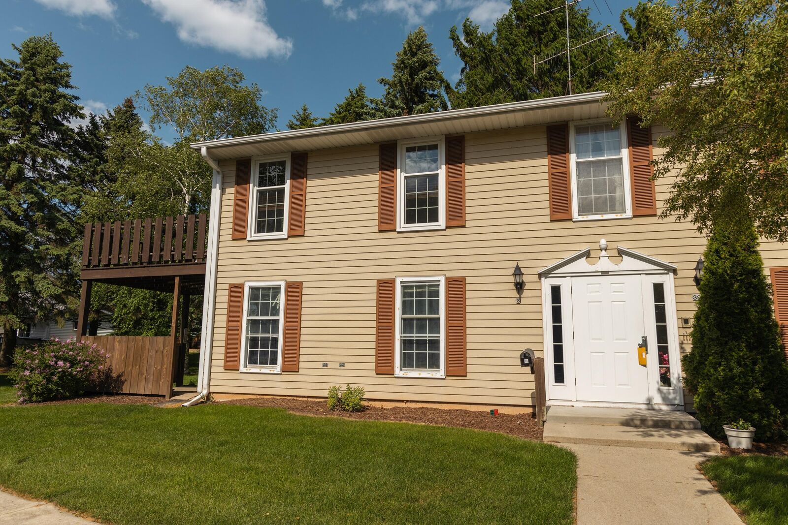 Property Photo:  3907 Country Pl C  WI 53081 