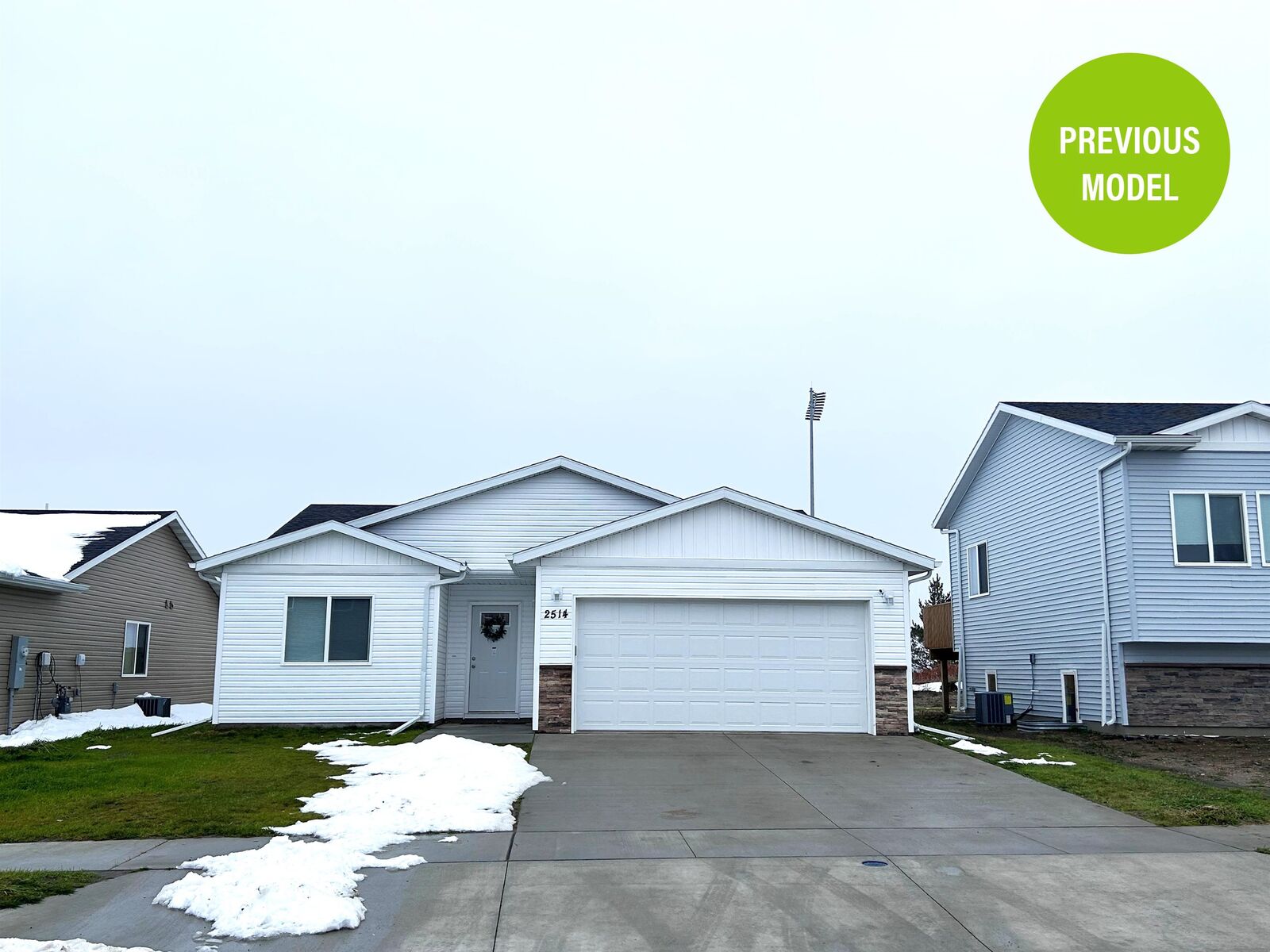 Property Photo:  2233 23rd Ave NW  ND 58703 