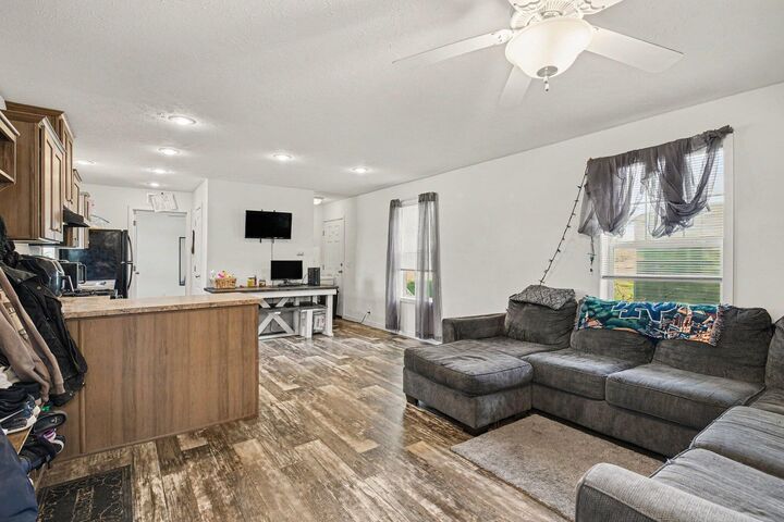 Property Photo:  1558 W Shawnee  MI 49101 
