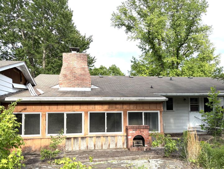 Property Photo:  3917 Country Club Road  IL 62901 