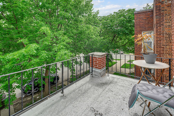 Property Photo:  1440 E 76th Street  IL 60619 