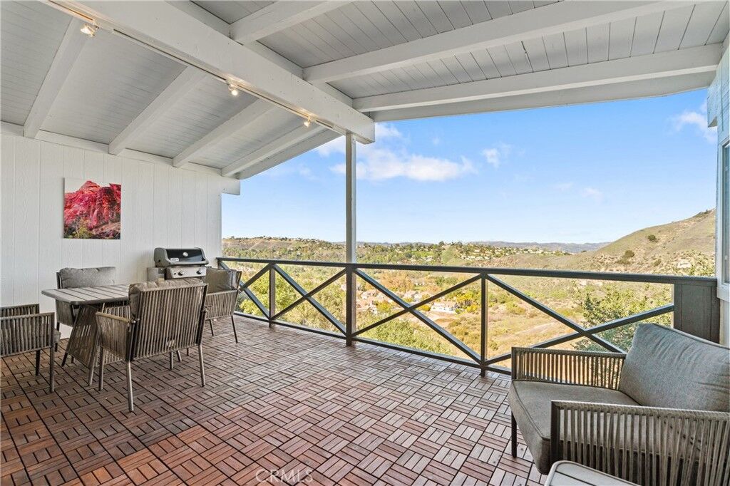 Property Photo: 23777 Mulholland Highway 62 CA 91302