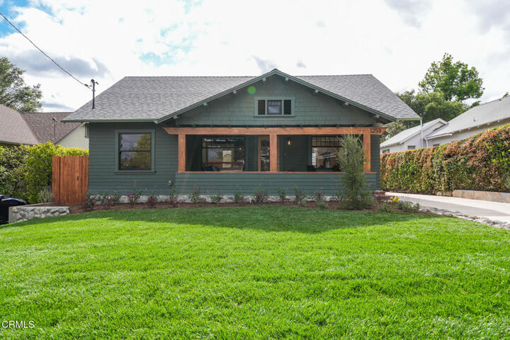Property Photo:  1259 N Michigan Avenue  CA 91104 