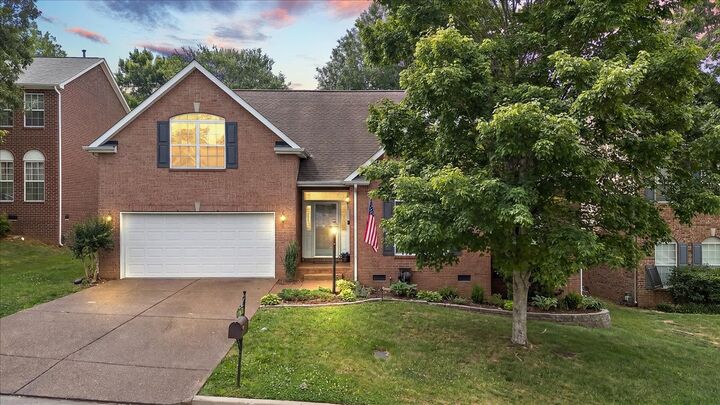 Property Photo: 704 Sherbrooke Ct TN 37211
