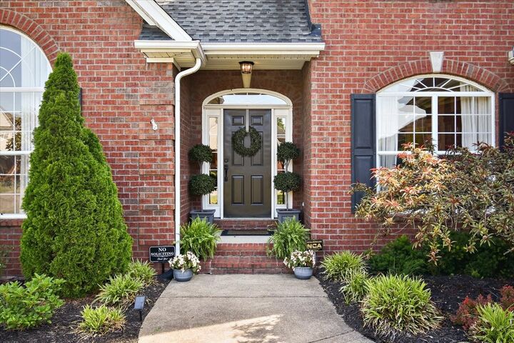 Property Photo:  2260 Westwood Dr  TN 37130 