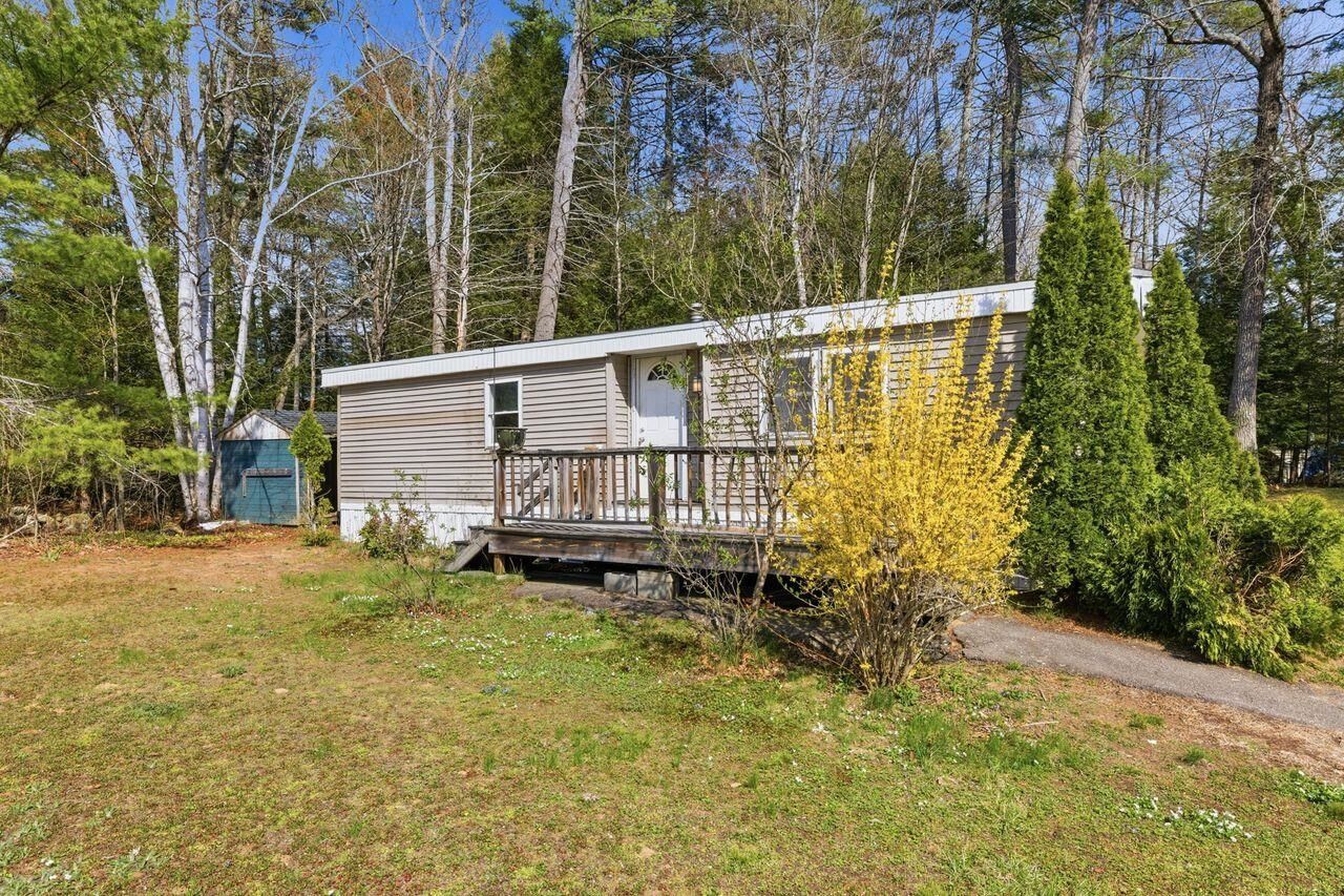 Property Photo:  211 Emerald Drive  NH 03825 