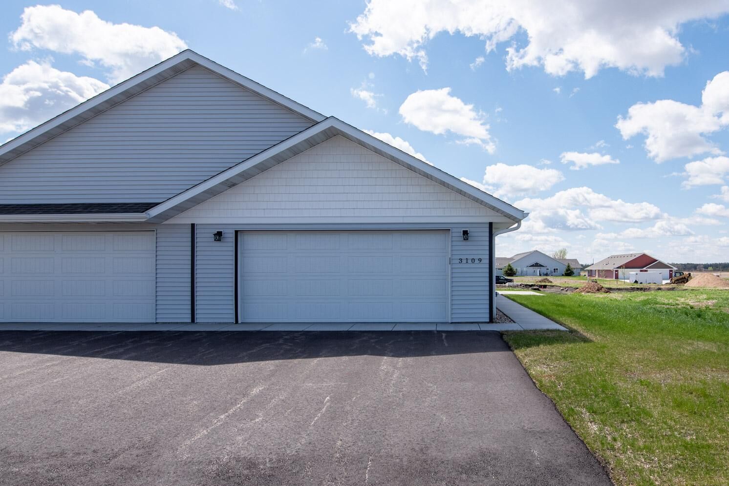 Property Photo:  3109 Scotch Lane  MN 56001 