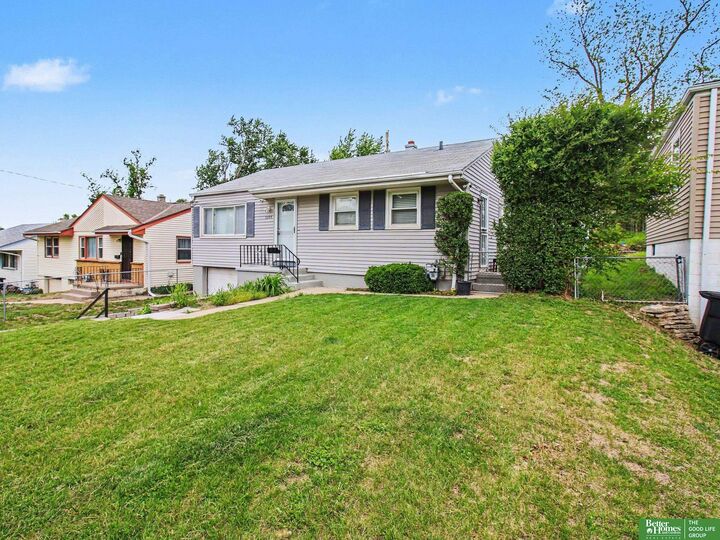Property Photo:  5335 N 47th Avenue  NE 68104 