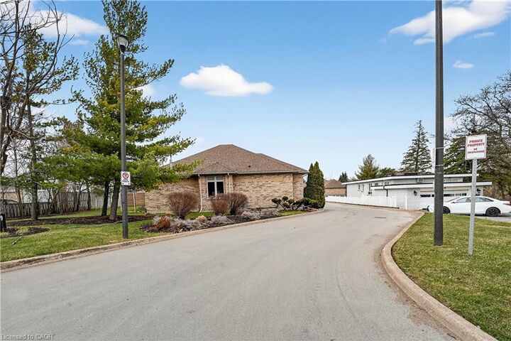Property Photo:  139 Glendale Avenue 1  ON L2T 2K2 