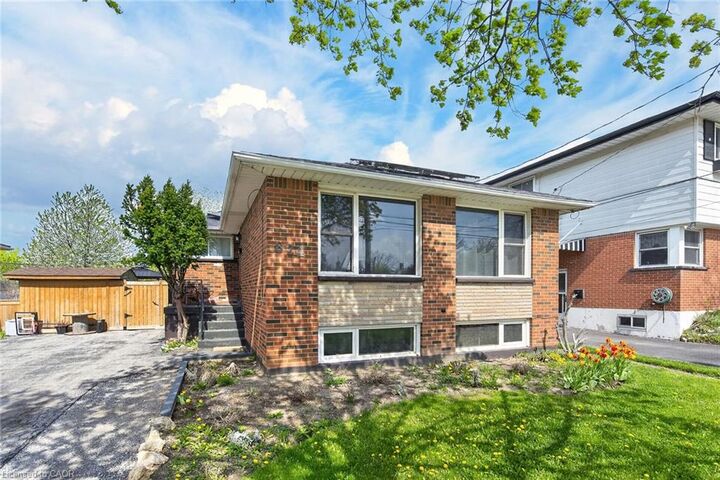 Property Photo:  624 Upper Ottawa Street  ON L8T 3T5 