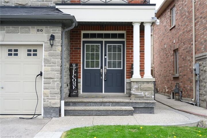 Property Photo:  80 Summerberry Way  ON L9B 0G1 