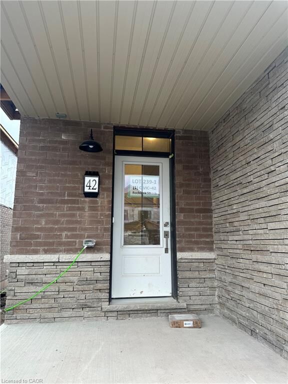 Property Photo:  42 Rowlock Street  ON L3B 0M7 