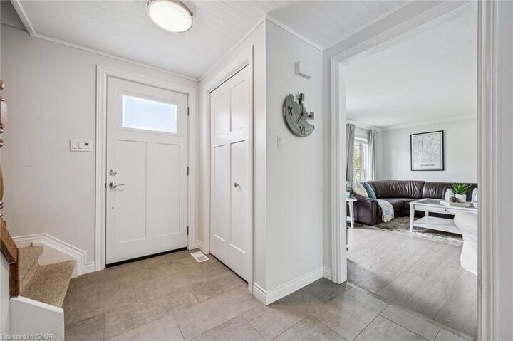 Property Photo:  256 West Acres Drive  ON N1H 7P1 