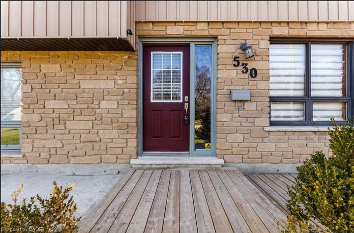 Property Photo:  530 Fountain Street S  ON N3H 1J3 