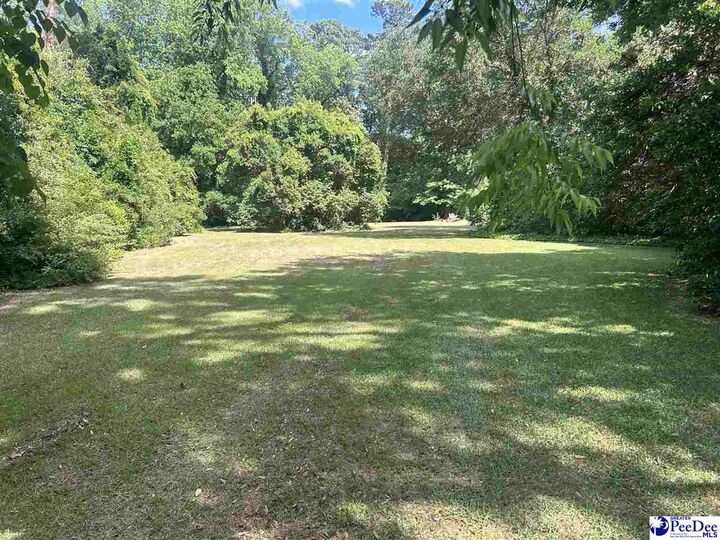 Property Photo:  1525 Cherokee Rd.  SC 29501-4530 