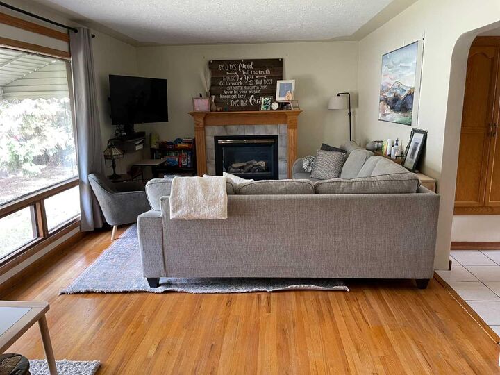 Property Photo:  3405 52 Avenue  AB T4N 4J3 