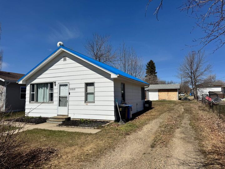 Property Photo:  10816 107 Avenue  AB T0H 1L0 