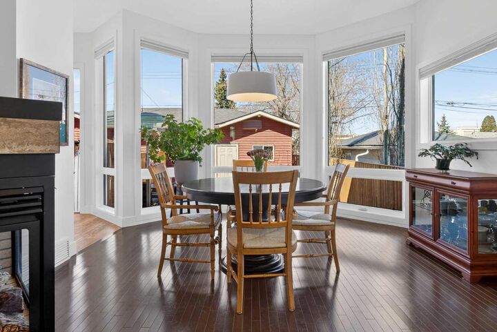Property Photo:  4619 84 Street NW  AB T3B 2R4 