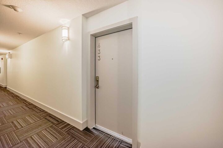 Property Photo:  4303 1 Street NE 433  AB T2E 7M3 