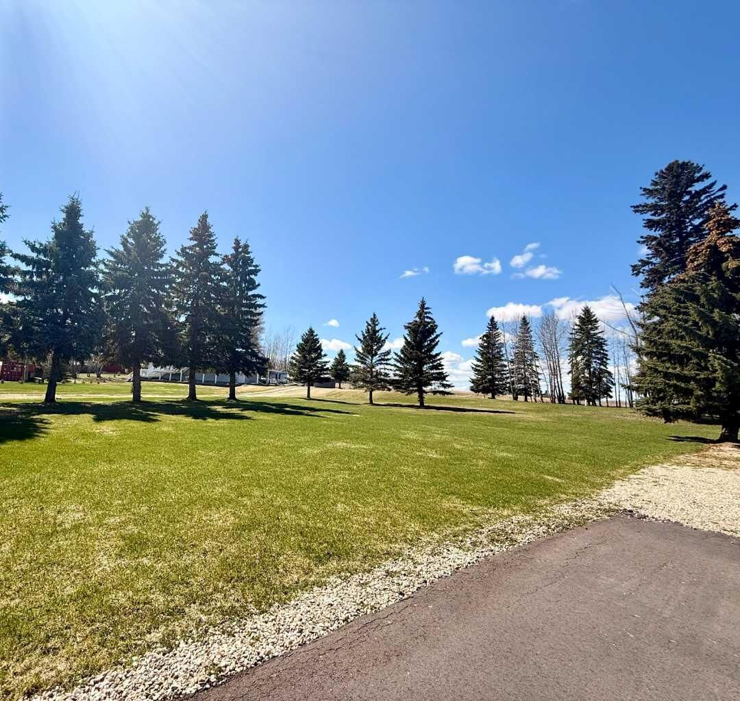 Property Photo:  62045 Twp 462 44  AB T0C 0T0 