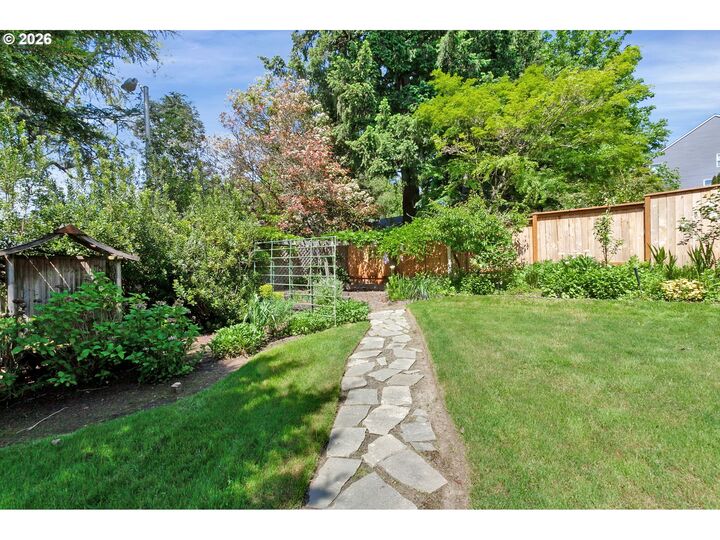 Property Photo:  1821 NW 129th Pl  OR 97229 