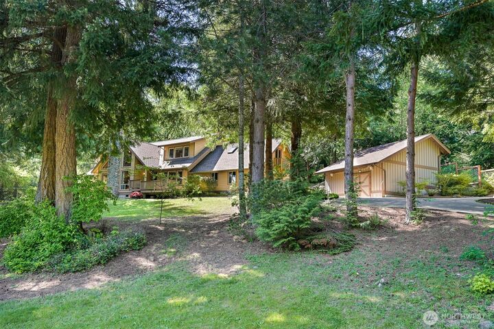 Property Photo:  3337  Agate Heights Rd  WA 98226 
