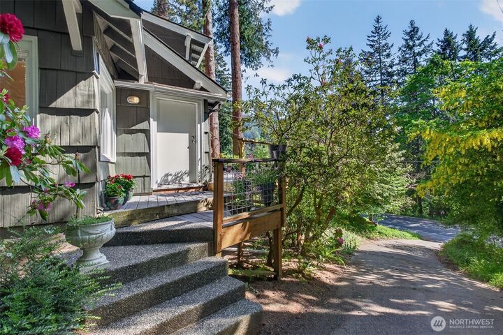 Property Photo: 671 Chuckanut Drive N WA 98229