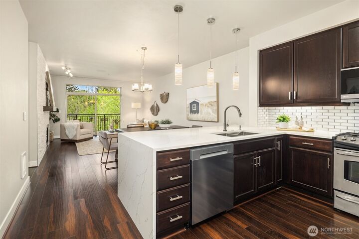 Property Photo:  15700  116th Avenue NE 404  WA 98011 