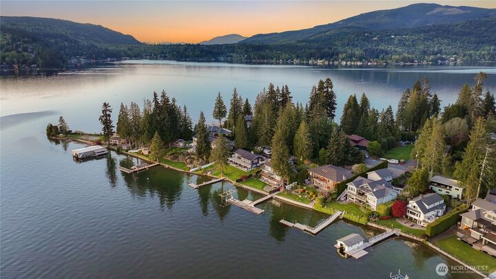 Property Photo:  21  Strawberry Point Road  WA 98229 